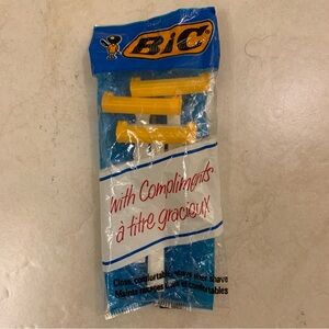 Free item: Bic razors